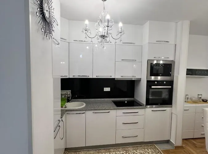 Apartment Lara